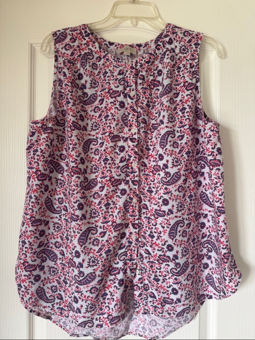LOFT Red& Purple Paisley Sleeveless Button-Front  top